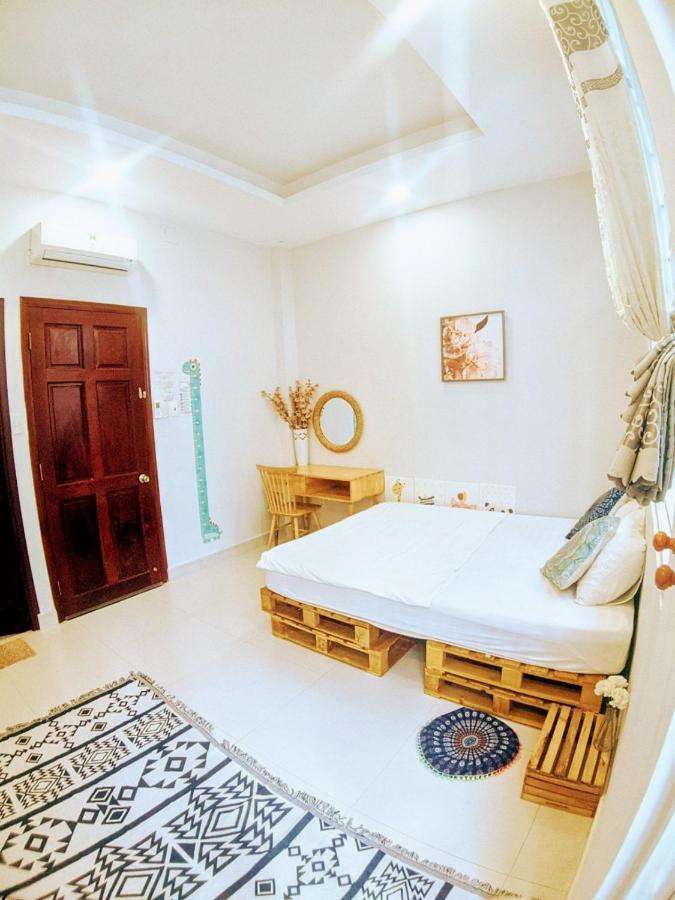 40K Bha - Four Of A Kind Aparthotel โฮจิมินห์ซิตี้ ภายนอก รูปภาพ