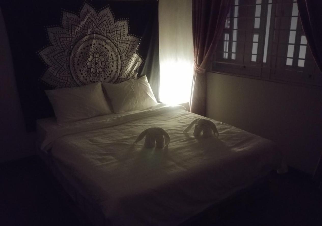 40K Bha - Four Of A Kind Aparthotel โฮจิมินห์ซิตี้ ภายนอก รูปภาพ